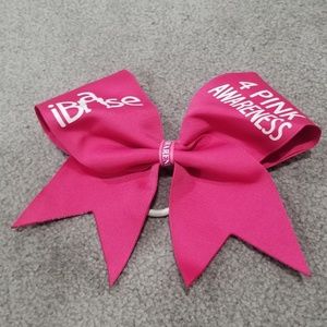 Cheer bow